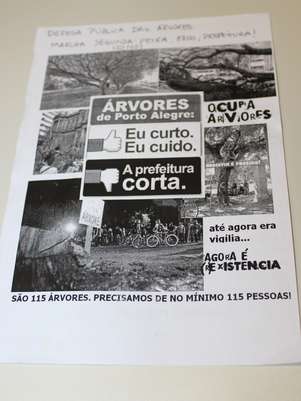 Panfleto que é distribuído pelos manifestantes pedindo apoio para a mobilização Foto: Daniel Favero / Terra