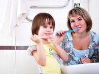 Confira o guia da família para saúde bucal Foto: Shutterstock
