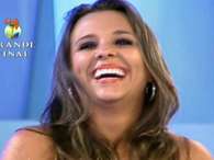Para ganhar um reality show, participante precisa ter carisma, disse Rodrigo Faro em seu discurso para a campeã Angelis Foto: TV Record / Reprodução