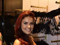 Paloma Bernardi confere lingeries em inauguração de loja no RJ Foto: André Muzell/AgNews