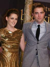 Kristen Stewart e Robert Pattinson não descartam uma reconciliação Foto: BangShowBiz / BangShowBiz