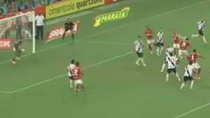 Marcio Araújo marca nos acréscimos para o Flamengo; veja o gol