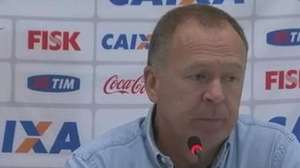 Entre Adoniran e 3307 gols, Corinthians dá adeus à 