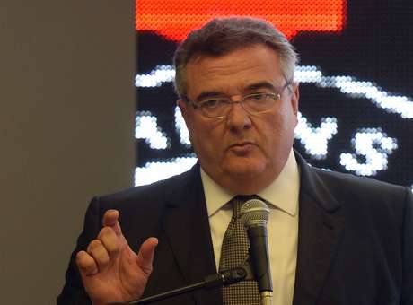 Gobbi evita polemizar sobre Kardec, mas diz: ética é utopia