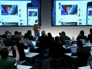 Novo design foi apresentado pelo próprio CEO do Facebook, Mark Zuckerberg Foto: Reprodução
