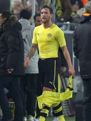 Dortmund soube se segurar mesmo depois de expulsão precoce de Schieber (foto) Foto: EFE