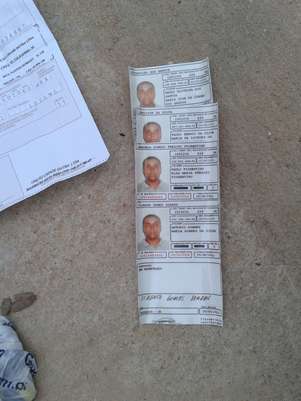 Documentos falsificados foram encontrados com quadrilha Foto: Polícia Civil do MG / Divulgação