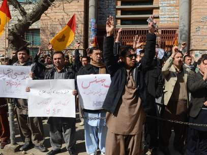 Xiitas paquistaneses ameaçaram organizar grandes manifestações após atentado Foto: AFP