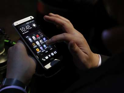 A subsidiária da taiuanesa HTC fabricou milhões de celulares com falhas de programação Foto: BRENDAN MCDERMID / REUTERS