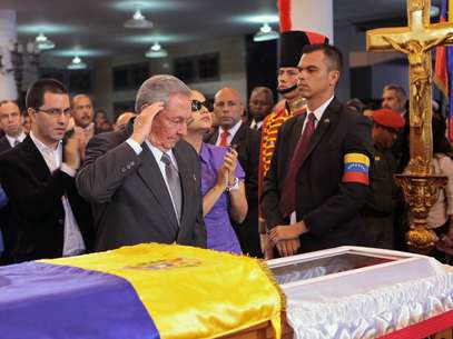 Chávez será sepultado no Panteão Nacional junto de Simón Bolívar Foto: AP