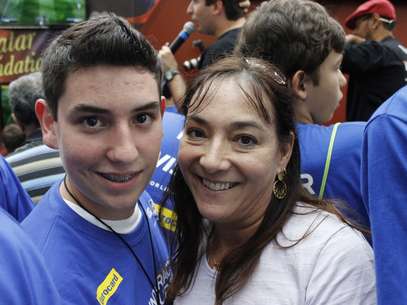 Isabel Giodano com o filho, Jo&atilde;o Victor Foto: Rafael Machtura / Terra