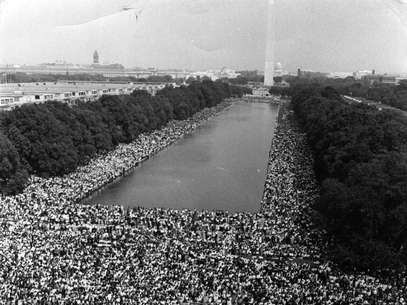 "I have a dream...". Mais de 250 mil pessoas foram ao Memorial de Lincoln, em Washington, escutar o reverendo Martin Luther King Jr. Foto: Getty Images