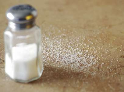 Evite a grande quantidade de sódio presente em produtos processados Foto: Getty Images