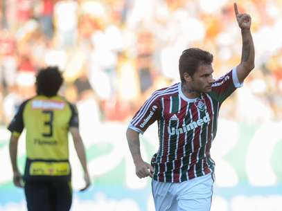 Rafael Sóbis brilhou desde o começo do jogo Foto: Mauro Pimentel / Terra Rafael Sóbis brilhou desde o começo do jogo Foto: Mauro Pimentel / Terra