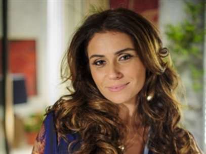 Giovana Antonelli exibe um degradê de mechas tom sobre tom  Foto: TV Globo/Alex Carvalho