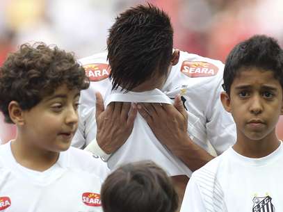 Neymar deu adeus ao Santos em empate com o Flamengo Foto: Reuters