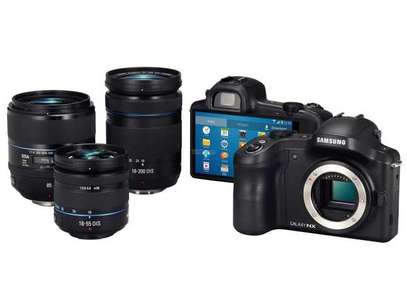 Fotos vazadas sugerem uma câmera com lentes intercambiáveis e rodando Android Foto: Tinhte / Reprodução