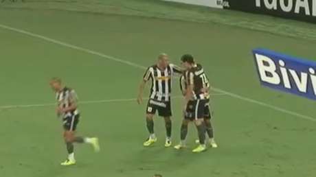 Revelação marca o 4º gol do Botafogo contra o Criciúma; veja