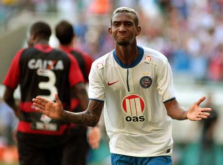 Anderson Talisca fez o primeiro gol do Bahia na vitória Foto: Edson Ruiz / Gazeta Press