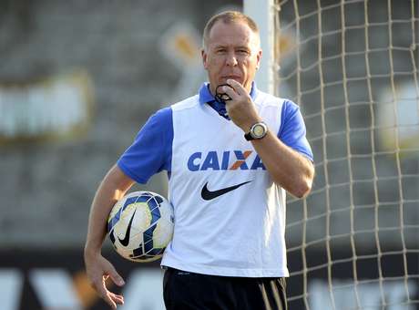 Mano faz alerta à torcida após ataque desencantar