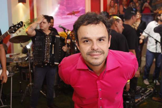 Adriles: livro de poemas vai ser editado