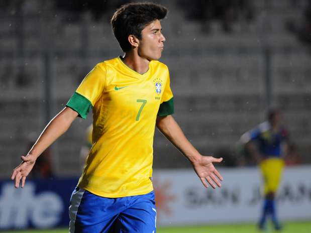 Mattheus defendeu a Seleção Brasileira, que fracassou no Sul-Americano Sub-20 Foto:  / AP