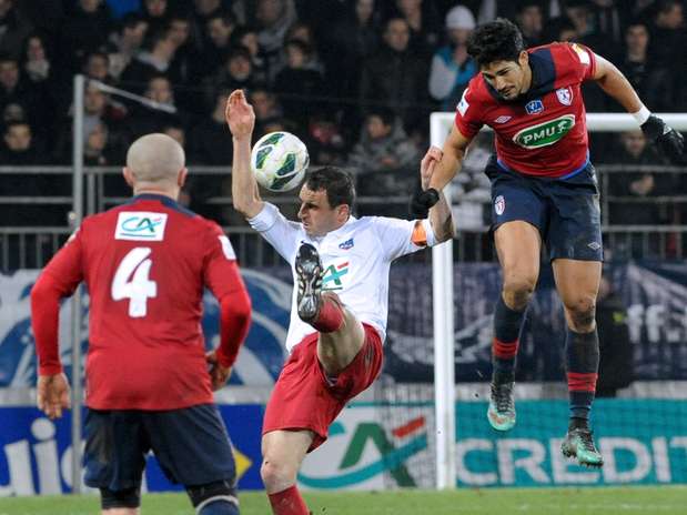 Olympique estava com a vitória na mão, mas vacilou no fim Foto:  / AFP