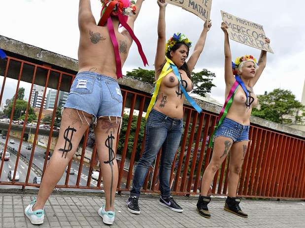 As manifestantes protestaram na região da Liberdade, nesta quinta-feira Foto: Fernando Borges / Terra