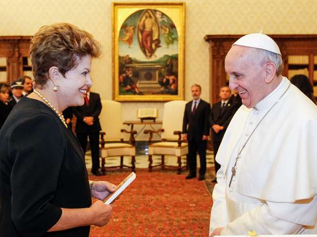 O papa Francisco recebe a presidente brasileira no Vaticano Foto: Roberto Stuckert Filho / Agência Brasil