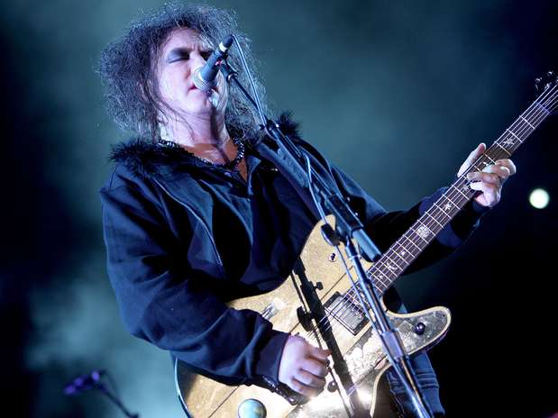 Smith tem tentado ser mais aventureiro com o The Cure, fazendo shows em locais em que nunca havia tocado, como China e Rússia Foto: Divulgação