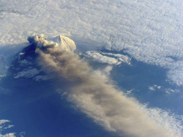 O vulcão Popocatepétl vem registrando pequenas explosões desde 1994, mas há duas semanas a atividade aumentou consideravelmente Foto: EFE