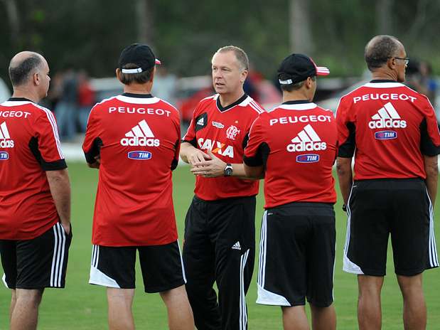 Técnico comandou atividade do Flamengo por cerca de uma hora Foto: Alexandre Vidal/Fla Imagem / Divulgação