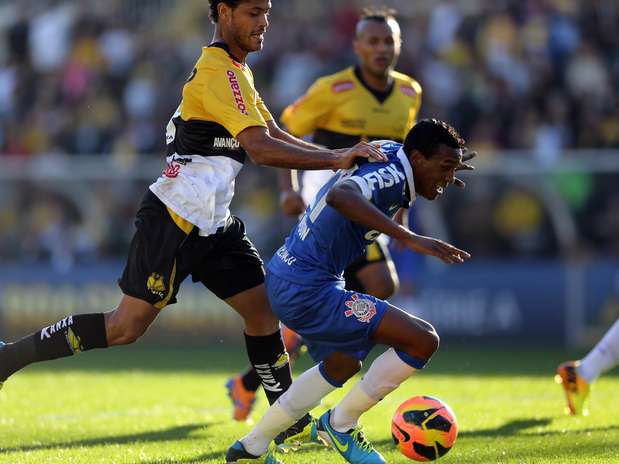 02edenilsonsofrepenalticristianoandujara