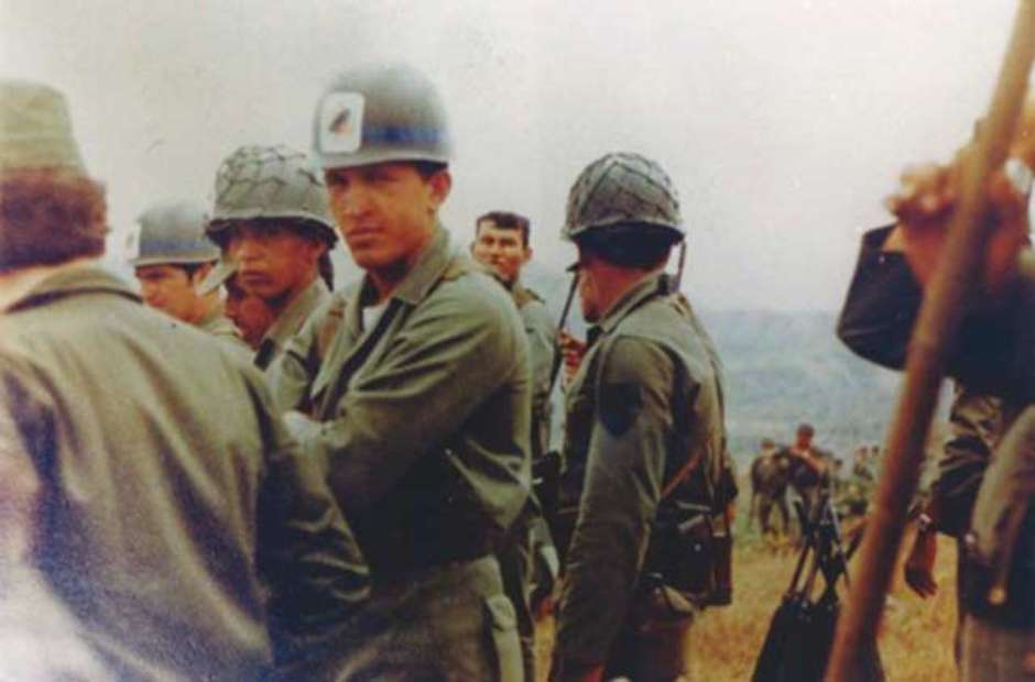 Hugo Rafael Chávez Frías, 58 años, está al frente de la revolución bolivariana en Venezuela desde 1999. Nacido en la ciudad de Sabaneta, el 