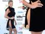 Fendas e transparências; famosas ousam nos looks em evento
