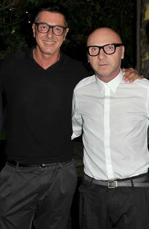 (Da esq. para a dir.) Stefano Gabbana e Domenico Dolce querem um novo rumo para a grife, sob medida Foto: Getty Images