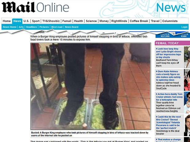 Funcionário do Burger King teria sido demitido após foto pisando em alface Foto: Reprodução/Mail Online
