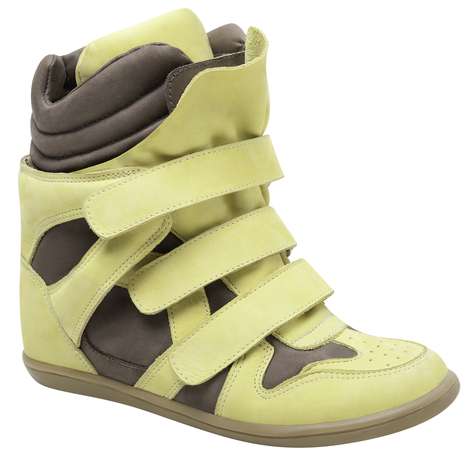 Sneaker Santa Lolla amarelo e cinza sai por R$ 269,90. SAC: (11) 3045-8504 Foto: Divulgação