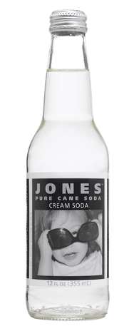 Jones cream: a marca é conhecida no Canadá e nos Estados Unidos por seus sabores diferentes. Esse é um refrigerante de baunilha Foto: Divulgação