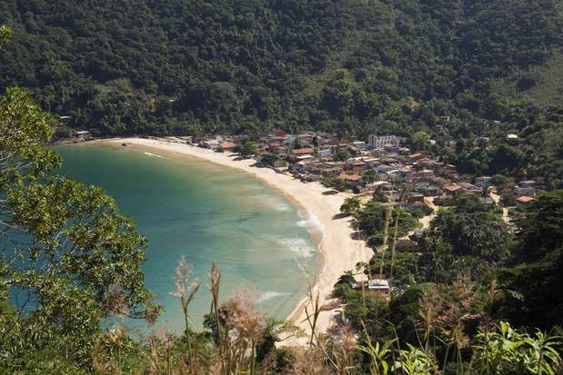 Angra dos Reis, RJ - No oeste do Rio de Janeiro, a 150 km da capital, a cidade de Angra dos Reis tem mais de 350 ilhas e 2000 praias. Paraíso natural com águas cristalinas, Angra é um dos lugares mais belos do litoral do Brasil, além de ser um dos destinos prediletos de celebridades Foto: Getty Images
