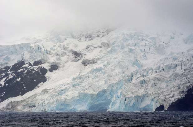 Bouvet, Noruega: esta ilha desabitada, que pertence à Noruega, está no sul do Atlântico. A terra mais próxima é Queen Maud Land, na Antártida, que está 1.100 quilômetros mais ao sul. Já o primeiro lugar habitado nas redondezas é o Cabo das Agulhas, na África do Sul, 1.400 quilômetros ao nordest Foto: Divulgação