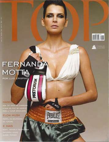 A top brasileira Fernanda Motta incorporou uma lutadora de boxe para estrelar a capa e um editorial da Top Magazine Foto: Divulgação