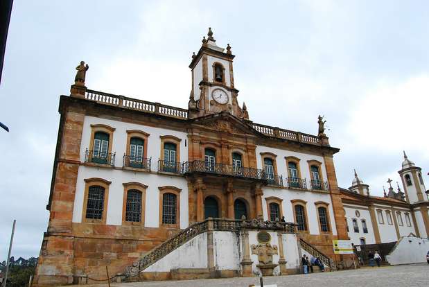 Museu da Inconfidência Mineira, Ouro Preto:também conhecida como Conjuração Mineira, a Inconfidência Mineira representa um capítulo importante na história do Brasil, ocorrido em 1789, que foi uma das principais revoltas contra a Coroa portuguesa. Hoje, o Museu da Inconfidência de Ouro Preto é dedicado à memória e à preservação deste marco histórico, com diferentes documentos, obras e vestígios que incluem restos da forca usada para terminar com os dias do mártir Tiradentes, além de uma grande coleção de arte barroca Foto: Wallace Faria/ whl.travel