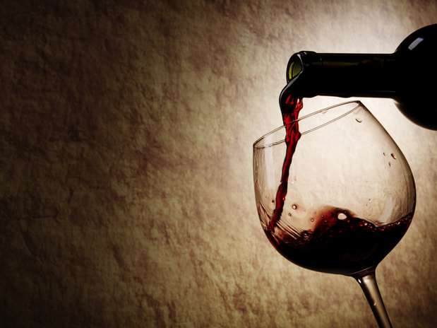 Vinho contem substância que aumenta eficácia da radioterapia Foto: Getty Images