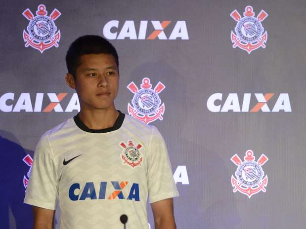 Nova camisa do Corinthians patrocinador Caixa Econômica Federal Foto: Marcelo Pereira / Terra Nova camisa do Corinthians patrocinador Caixa Econômica Federal Foto: Marcelo Pereira / Terra
