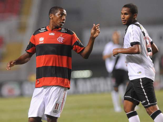 Renato Abreu permanecerá mais uma temporada defendendo o Flamengo Foto: Daniel Ramalho / Terra Renato Abreu permanecerá mais uma temporada defendendo o Flamengo Foto: Daniel Ramalho / Terra