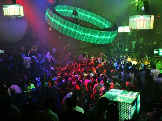 Na zona hoteleira mexicana, balada chama atenção pela música e também pela arquitetura baseada em cavernas caribenhas Foto: Divulgação Na zona hoteleira mexicana, balada chama atenção pela música e também pela arquitetura baseada em cavernas caribenhas Foto: Divulgação