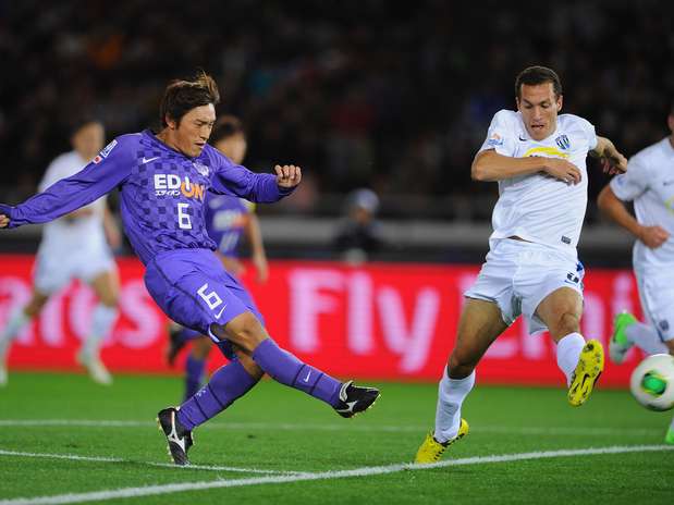 Volante Aoyama foi o herói da vitória com um lindo gol de fora da área Foto: Getty Images