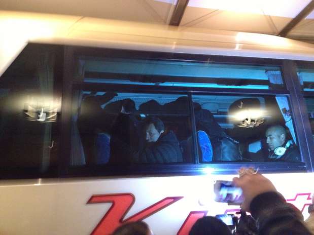 Delegação corintiana chega a hotel em Nagoya após enfrentar maratona de viagens Foto: Anderson Giorge / Terra Delegação corintiana chega a hotel em Nagoya após enfrentar maratona de viagens Foto: Anderson Giorge / Terra