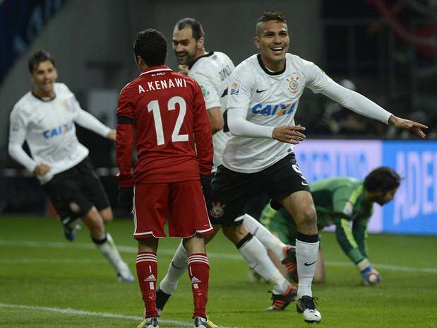 Guerrero fez o gol da vitória do Corinthians contra o Al Ahly Foto: Ricardo Matsukawa / Terra